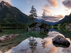Gmina Berchtesgaden, Alpy, Jezioro Hintersee, Skały, Bawaria, Niemcy, Drzewa, Góry, Chmury