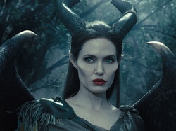 Angelina Jolie, Film, Postać, Czarownica, Fantasy