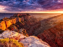 Arizona, Wschód słońca, Park Narodowy Wielkiego Kanionu, Wielki Kanion Kolorado, Stany Zjednoczone, Chmury