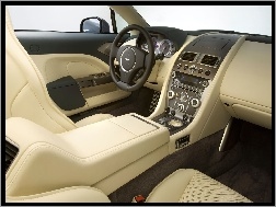 Aston Martin Rapide, Wnętrze