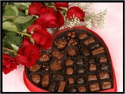 Bombonierka z czekoladkami, Walentynki, Róże