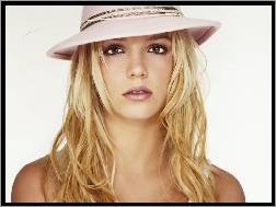 Britney Spears, Różowy Kapelusz