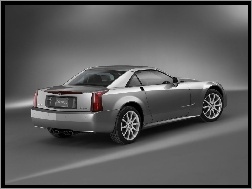 Srebrny, Cadillac XLR