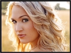 Piosenkarka, Carrie Underwood