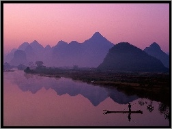 Góry, Chiny, Rzeka