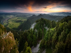 Chmury, Polska, Pieniny, Trzy Korony, Skały, Szczyt, Góry, Dolina, Lasy