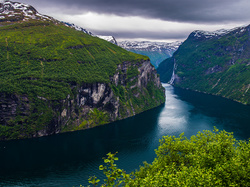 Chmury, Góry, Fiord Geirangerfjorden, Norwegia, Niebo
