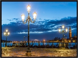 Wenecja, Latarnie, Most, Rzeka, Chmury