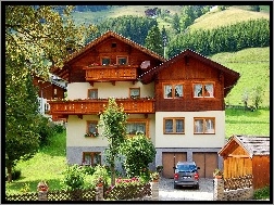 Austria, Dom, Góry