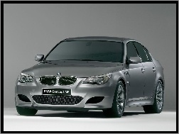 BMW 5, BMW Seria M, E60