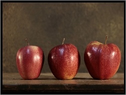 Jabłuszka, Trzy, Stół, Czerwone