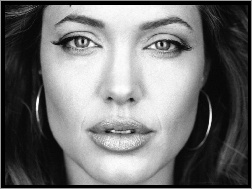 Angelina Jolie, twarz
