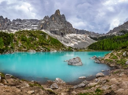 Kamienie, Masyw Sorapiss, Dolomity, Włochy, Prowincja Belluno, Góry, Jezioro Sorapis