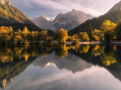 Chmury, Góry, Odbicie, Kranjska Gora, Jezioro, Las, Słowenia, Alpy Julijskie, Jasna Lake, Drzewa