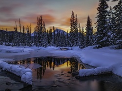 Park Narodowy Banff, Rzeka, Zachód Słońca, Zima, Kanada, Las