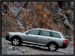 Audi Allroad, Srebrne, Lewy Profil