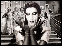 Marilyn Manson, Pazury