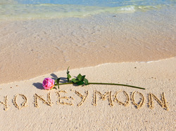 Miesiąc miodowy, Różowa, Honeymoon, Piasek, Róża, Plaża, Napis