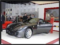 Ferrari 599, Prezentacja, Modelka