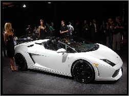 Modelki, Lamborghini Gallardo, Prezentacja