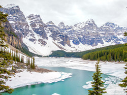Śnieg, Zima, Jezioro, Moraine Lake, Alberta, Kanada, Góry Skaliste, Park Narodowy Banff, Drzewa