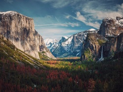 Góry, Park Narodowy Yosemite, Stan Kalifornia, Stany Zjednoczone, Dolina Yosemite Valley