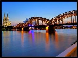 Niemcy, Rzeka, Most, Kolonia