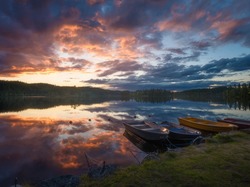 Ringerike, Łódki, Drzewa, Zachód słońca, Norwegia, Jezioro