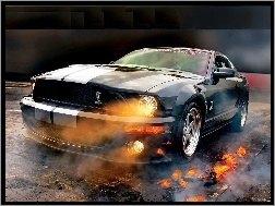 Ogień, Ford Mustang, Światła