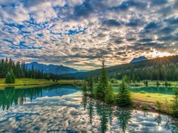 Góry, Park Narodowy Banff, Prowincja Alberta, Kanada, Jezioro