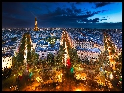 Francja, Noc, Wieża Eiffla, Z Lotu Ptaka, Oświetlone, Miasto, Paryż