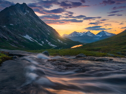 Rzeka Rauma, Romsdalen, Norwegia, Jezioro, Góry, Dolina