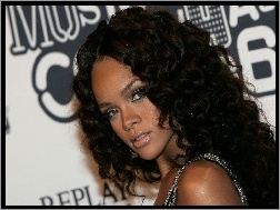 Włosy, Rihanna, Ciemne