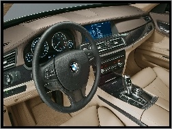 Środek, BMW seria 7 F01, Wnętrze