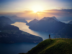 Promienie słońca, Człowiek, Jezioro Czterech Kantonów, Szwajcaria, Góry