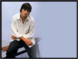 spodnie, Ashton Kutcher, koszula