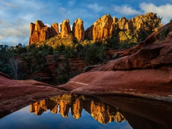 Woda, Odbicie, Arizona, Czerwone Skały, Drzewa, Sedona, Stany Zjednoczone, Seven Sacred Pools, Siedem Świętych Basenów