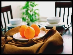 Pomarańcze, Stół, Nakrycie