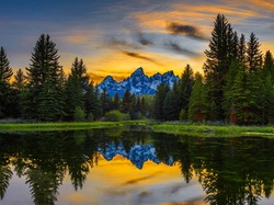 Wyoming, Teton Range, Stany Zjednoczone, Góry, Snake River, Zachód słońca, Drzewa, Rzeka, Odbicie, Park Narodowy Grand Teton