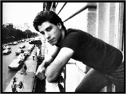 ulica, John Travolta, ciemne włosy