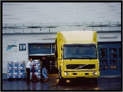 Ciężarówka Volvo, Dostawczy