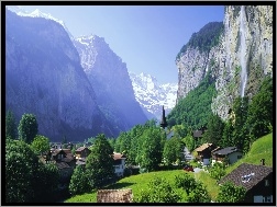 Wodospad, Lauterbrunnen, Szwajcaria, Domy, Góry, Drzewa