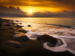 Wschód słońca, Kamienie, Plaża, Morze, Fale
