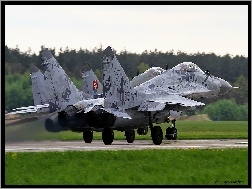 Zespołowy, MiG-29, Start