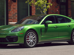Porsche Panamera S, Zielone