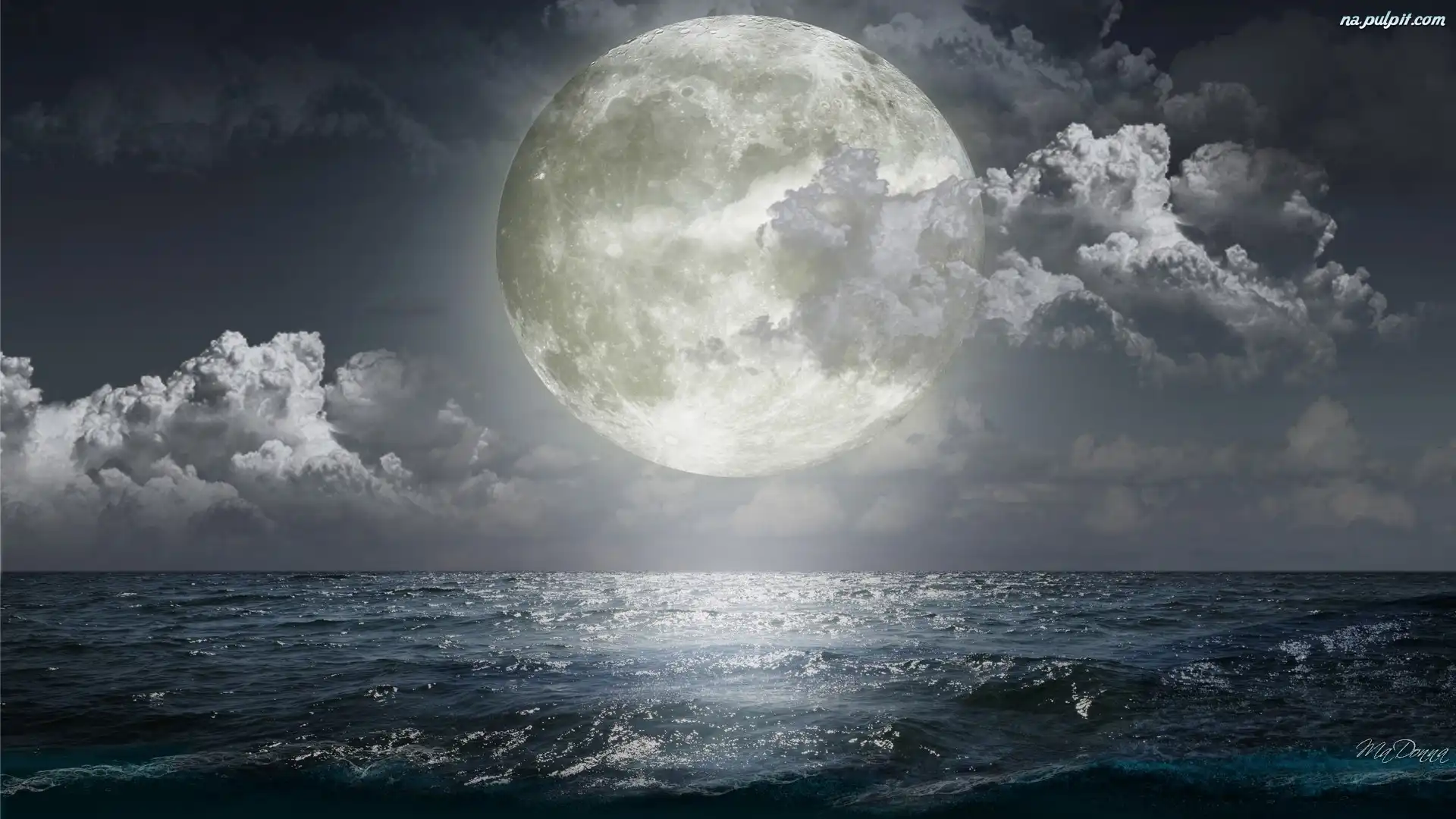 Księżyc, Chmury, Morze