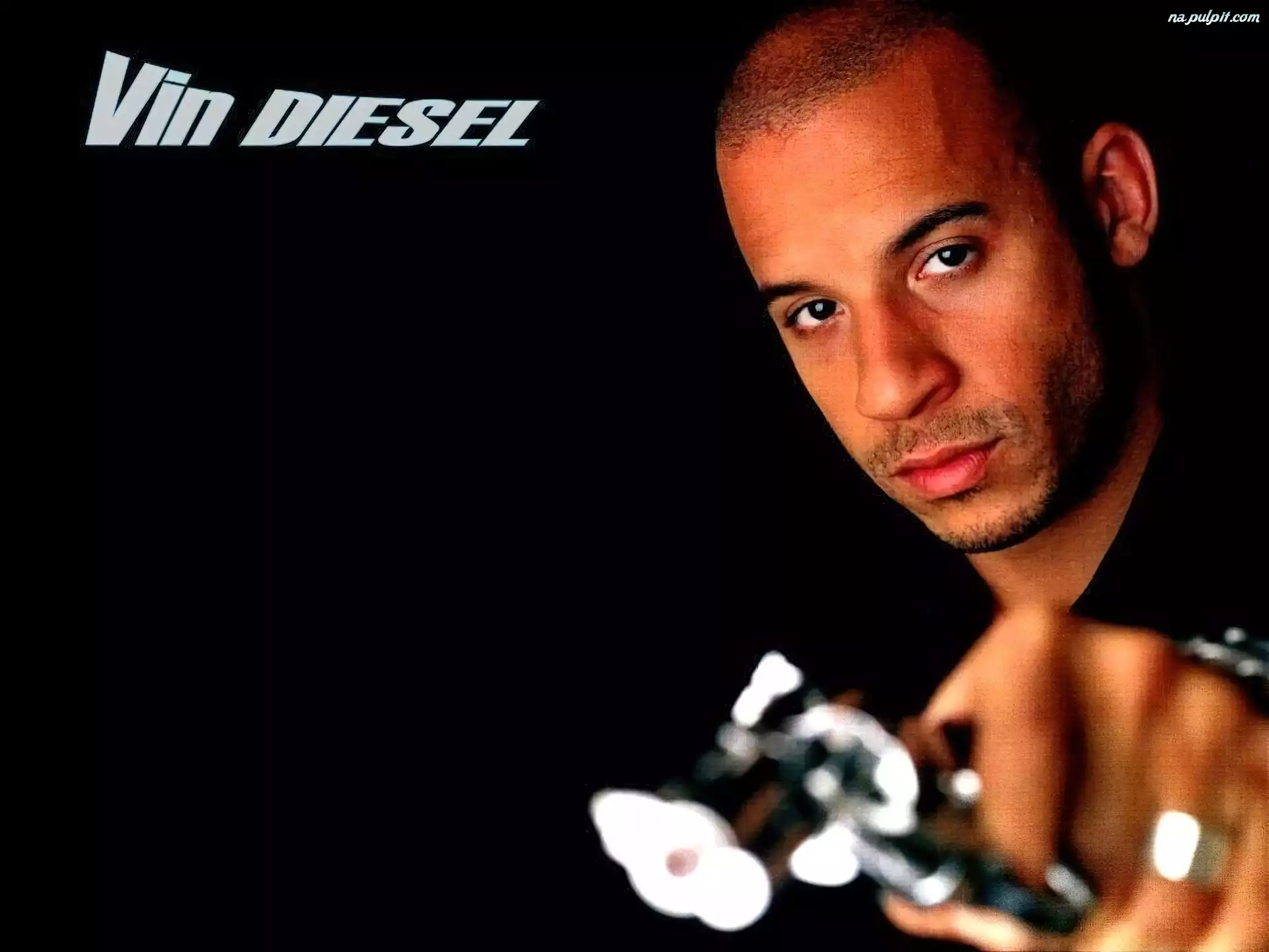 Vin Diesel, pistolet Na Pulpit