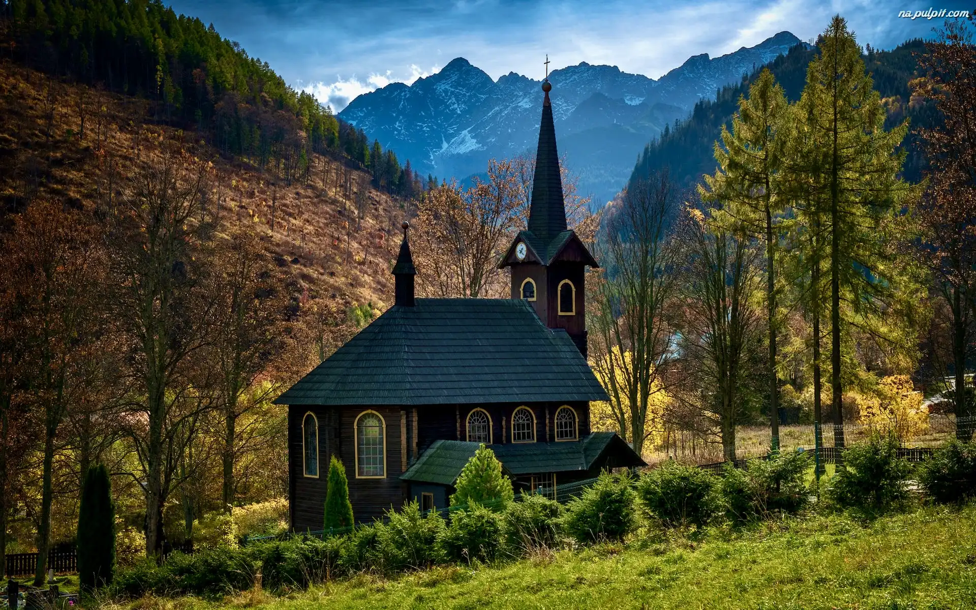 Kościół św Anny, Słowacja, Góry, Tatry, Jaworzyna Tatrzańska, Drzewa
