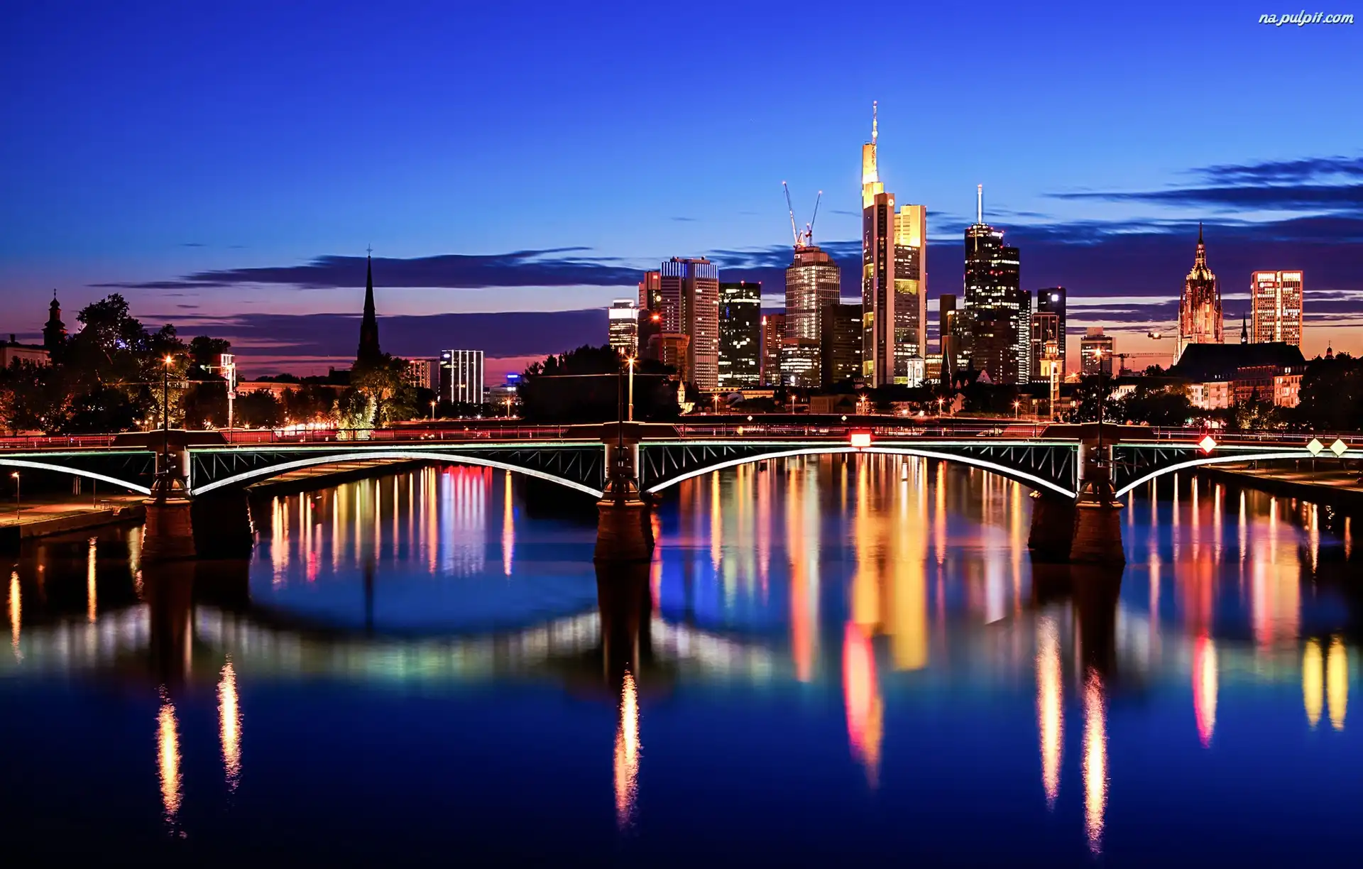Odbicie, Most, Niemcy, Frankfurt, Miasto